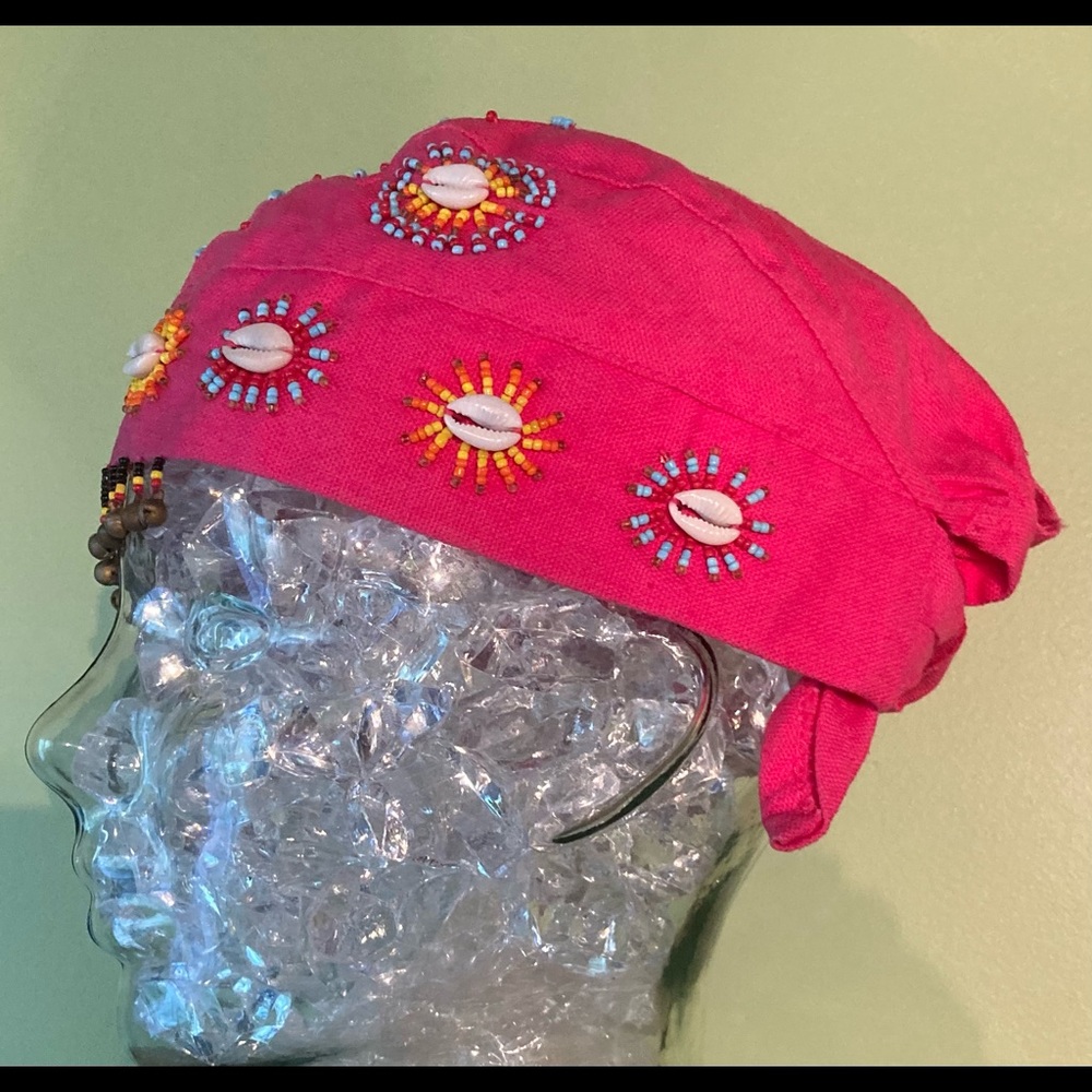 Fuschia hat, one size, No name brand